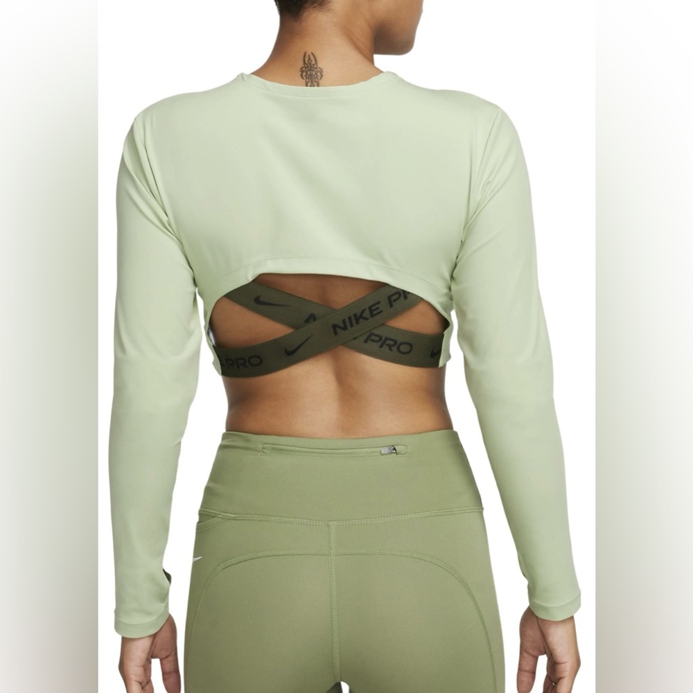 Nike Pro Crop Top